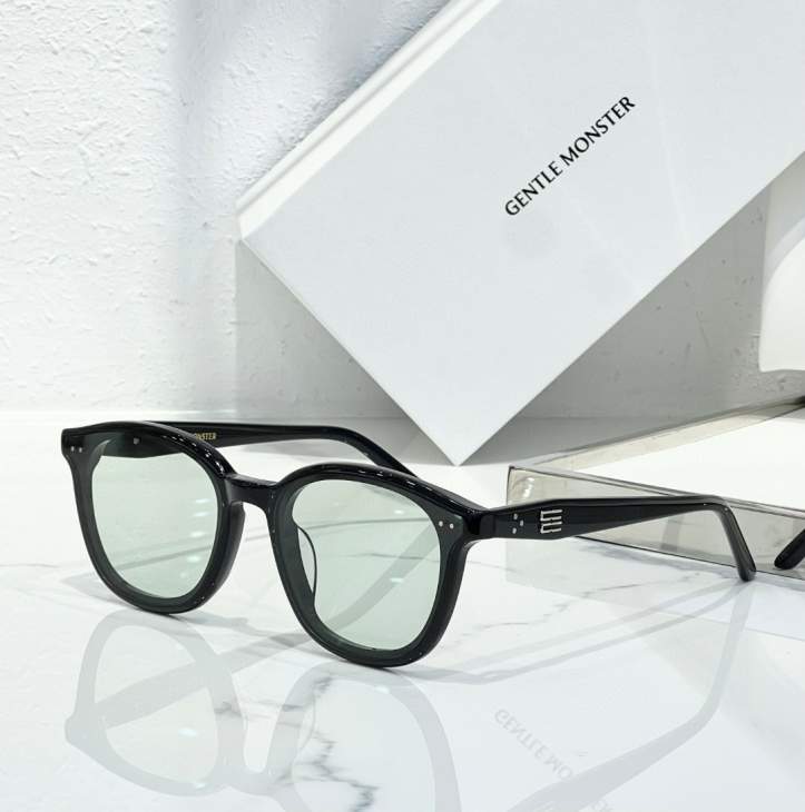 Picture of Gentle Monster Sunglasses _SKUfw66670338fw